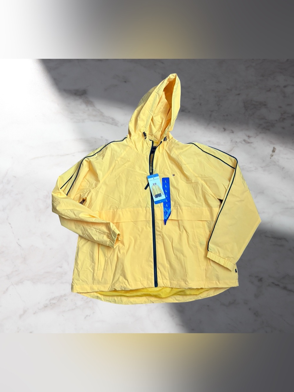 Tommy Hilfiger Women's Windbreaker Jacket, Light Hooded Daffodil, Size Large